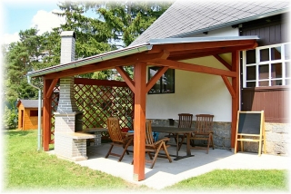 Pergola s pultovou střechou 400/400